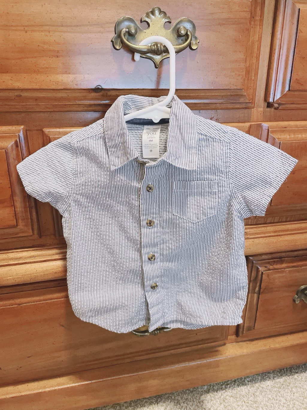 Carter’s Striped Blue & White Button Down Shirt Size 6 Month